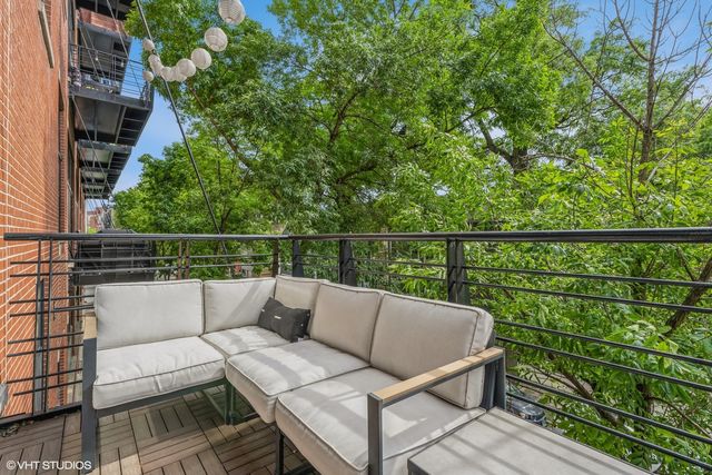 1934 N Washtenaw Avenue 219, Chicago, IL 60647