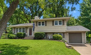 10402 W 73rd Street, Shawnee, KS 66203