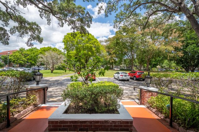 3660 Inverrary Drive 3q, Lauderhill, FL 33319