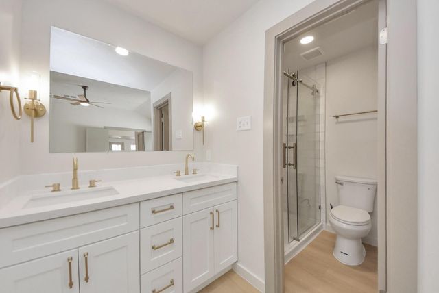 16207 Summer Wind Drive, Houston, TX 77090