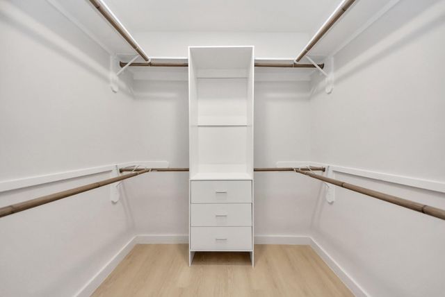 16207 Summer Wind Drive, Houston, TX 77090