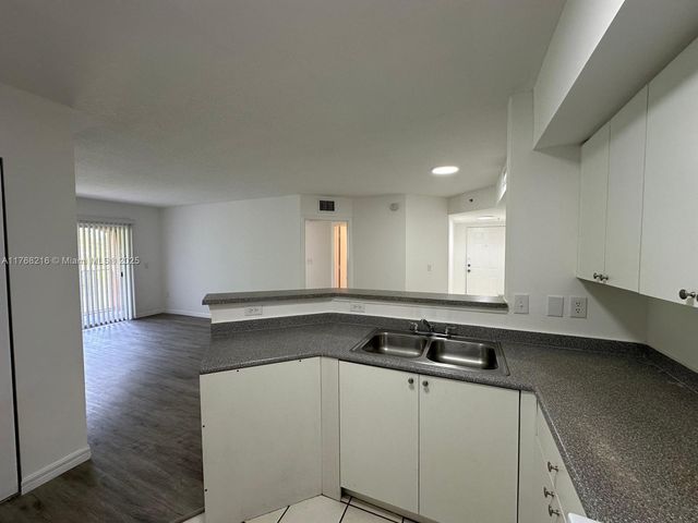 17602 NW 25th Ave 304, Miami Gardens, FL 33056