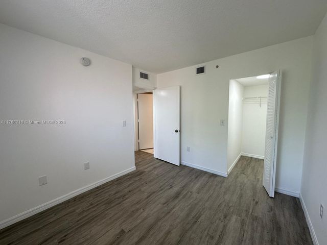 17602 NW 25th Ave 304, Miami Gardens, FL 33056