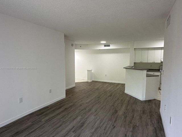 17602 NW 25th Ave 304, Miami Gardens, FL 33056