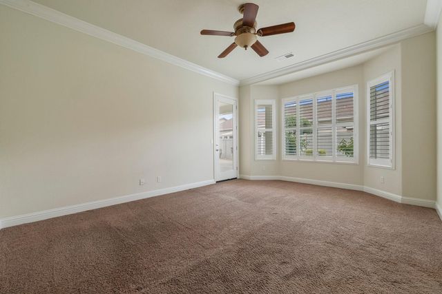 2452 W Belle Glade Ln, Manteca, CA 95336