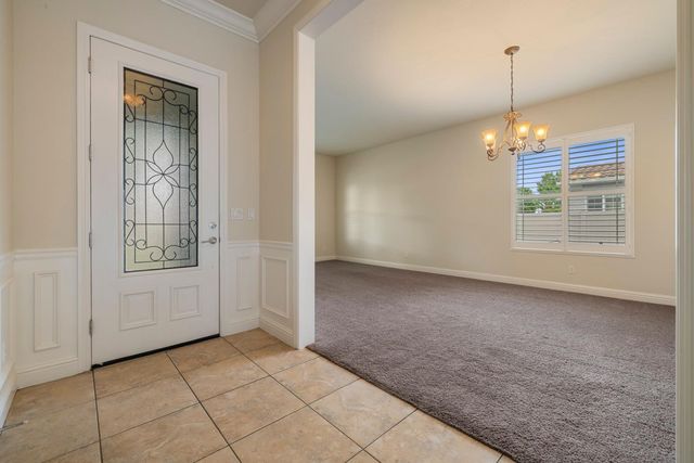 2452 W Belle Glade Ln, Manteca, CA 95336