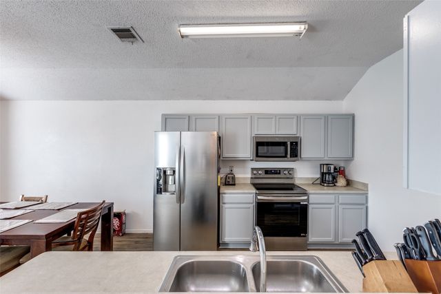 507 Waterford Street, Farmersville, TX 75442