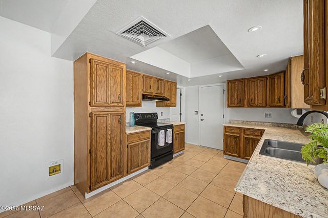 2767 N Desert Avenue, Tucson, AZ 85712