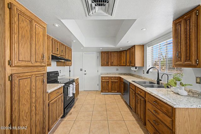 2767 N Desert Avenue, Tucson, AZ 85712