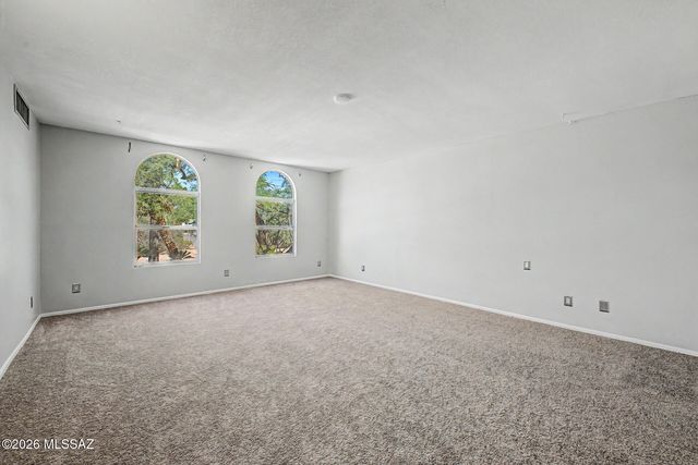 2767 N Desert Avenue, Tucson, AZ 85712
