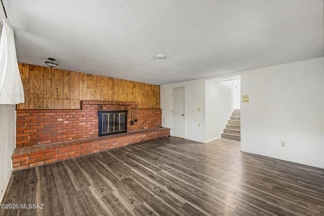 2767 N Desert Avenue, Tucson, AZ 85712