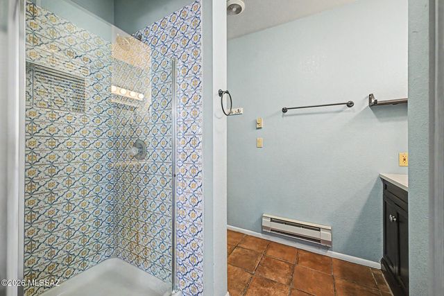 2767 N Desert Avenue, Tucson, AZ 85712