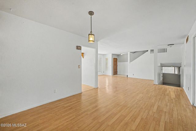 2767 N Desert Avenue, Tucson, AZ 85712