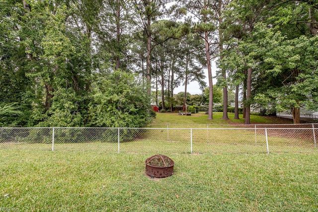 31 Warren DR, Portsmouth, VA 23701