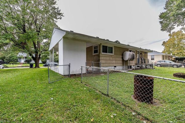 31 Warren DR, Portsmouth, VA 23701
