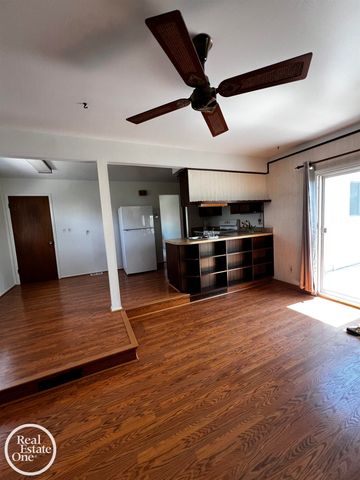 37223 Barrington Drive, Sterling Heights, MI 48312