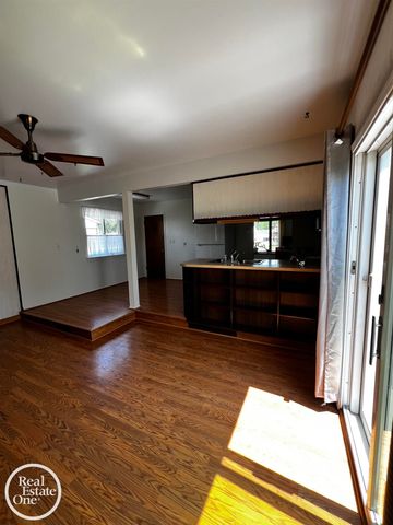 37223 Barrington Drive, Sterling Heights, MI 48312