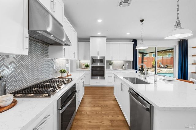 349 Preserve Ln, Vacaville, CA 95688