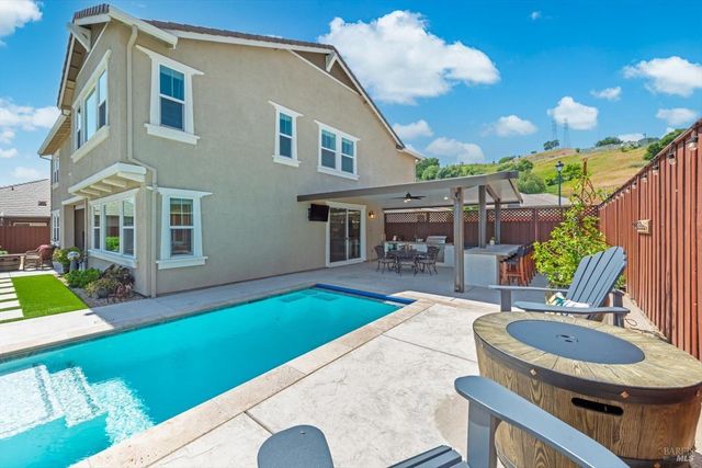 349 Preserve Ln, Vacaville, CA 95688