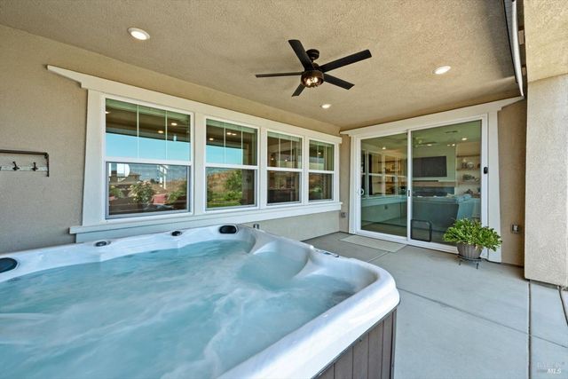349 Preserve Ln, Vacaville, CA 95688