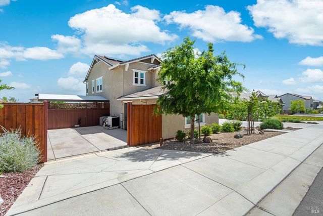349 Preserve Ln, Vacaville, CA 95688