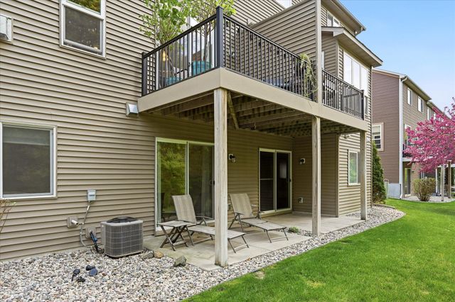 14358 Parkside Court NW, Prior Lake, MN 55372