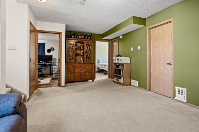 3126 32nd Street S, Moorhead, MN 56560