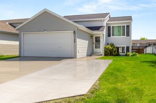 3126 32nd Street S, Moorhead, MN 56560