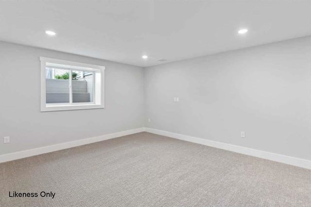 136 Elm Street SM32, South Burlington, VT 05403