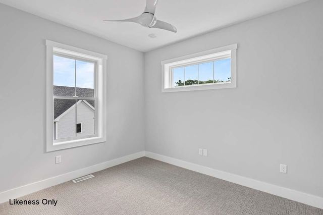 136 Elm Street SM32, South Burlington, VT 05403