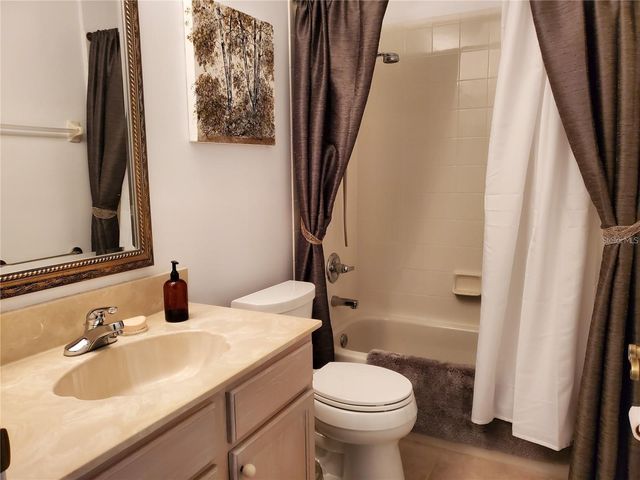 1237 CORINTH GREENS DRIVE 40, Sun City Center, FL 33573