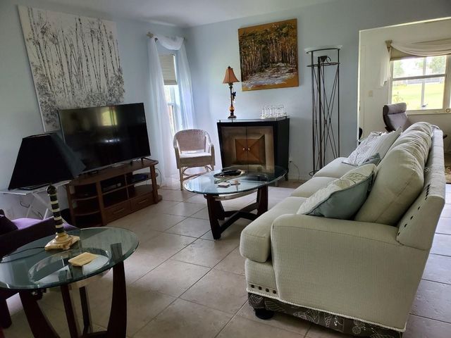 1237 CORINTH GREENS DRIVE 40, Sun City Center, FL 33573