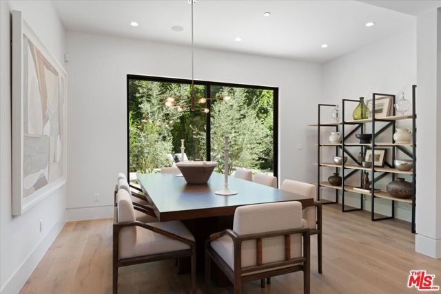 3848 Vantage Avenue, Los Angeles, CA 91604