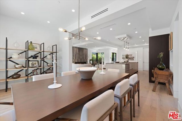 3848 Vantage Avenue, Los Angeles, CA 91604