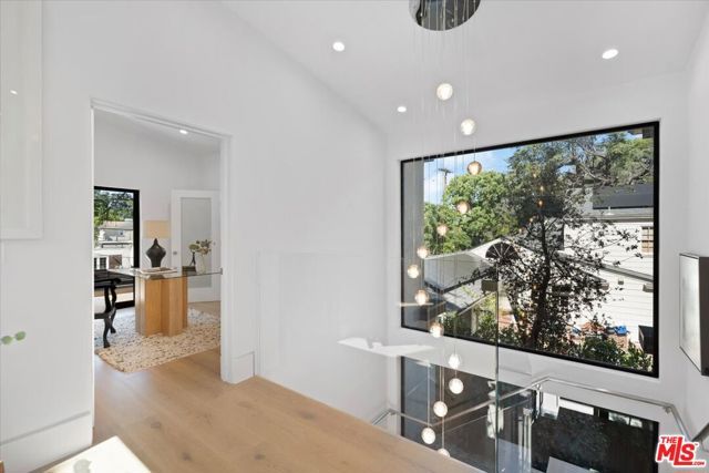 3848 Vantage Avenue, Los Angeles, CA 91604