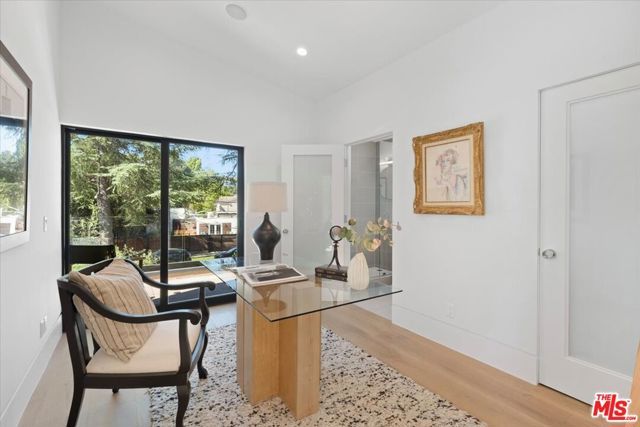 3848 Vantage Avenue, Los Angeles, CA 91604