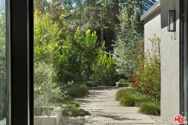3848 Vantage Avenue, Los Angeles, CA 91604