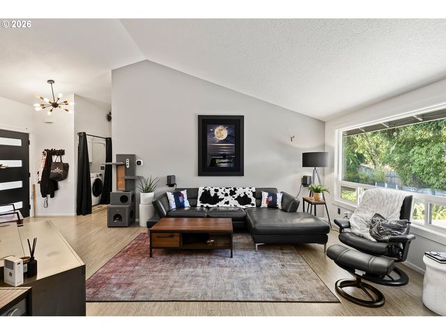 8517 Ne 28TH Pl, Vancouver, WA 98665