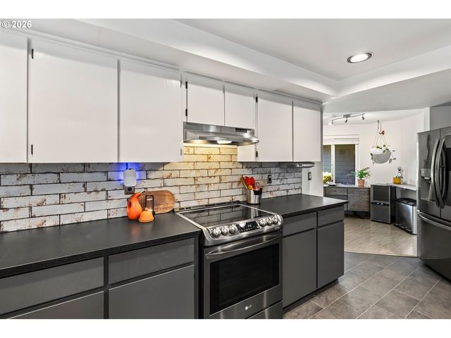 8517 Ne 28TH Pl, Vancouver, WA 98665