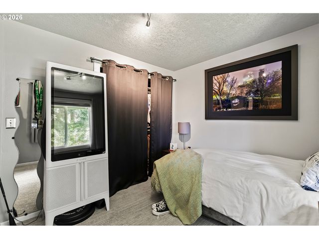 8517 Ne 28TH Pl, Vancouver, WA 98665