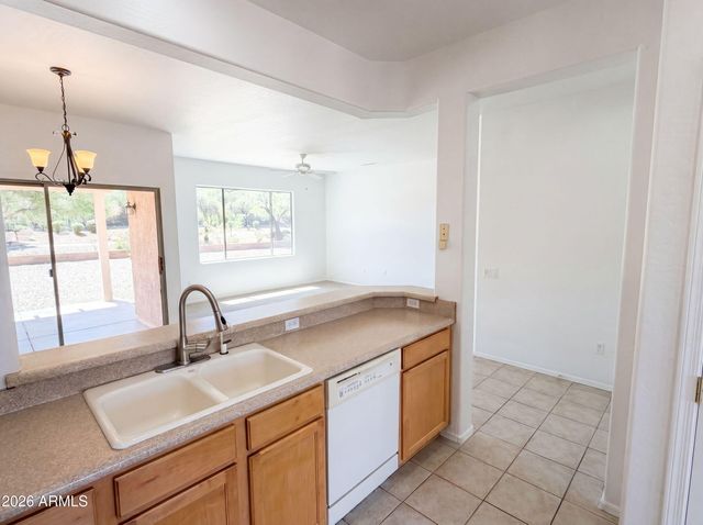 20863 N SEQUOIA CREST Drive, Surprise, AZ 85387