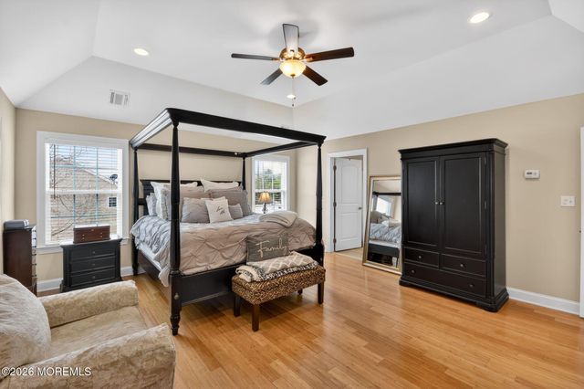 95 Savannah Road, Toms River, NJ 08757