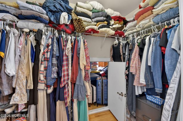 95 Savannah Road, Toms River, NJ 08757