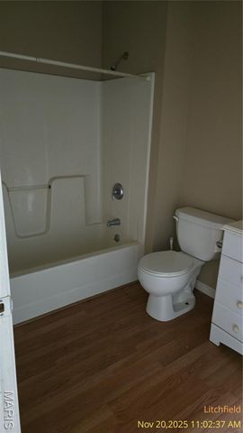 104 W Edwards Street, Litchfield, IL 62056