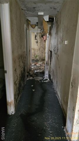 104 W Edwards Street, Litchfield, IL 62056