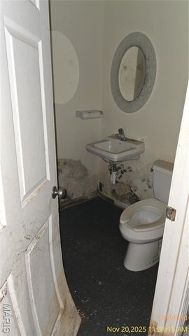 104 W Edwards Street, Litchfield, IL 62056