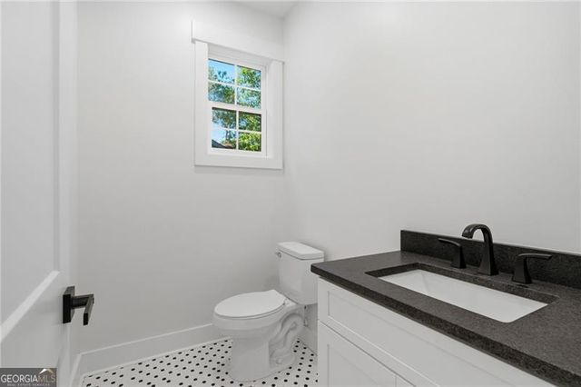 2183 Deep Woods Way, Marietta, GA 30062