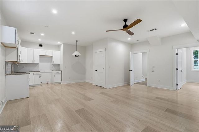 2183 Deep Woods Way, Marietta, GA 30062