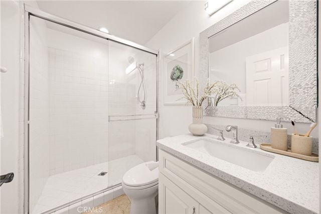 8 Healdsbury, Irvine, CA 92602