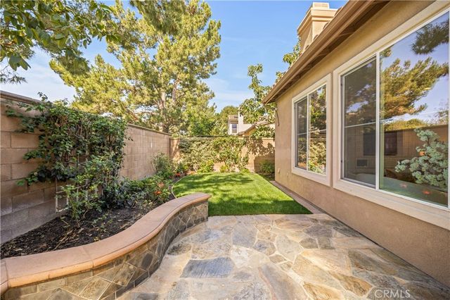 8 Healdsbury, Irvine, CA 92602